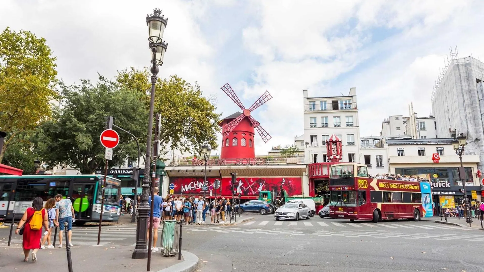 Cosy Apt -2P- Place De Clichy-Gare Saint Lazarre contacts